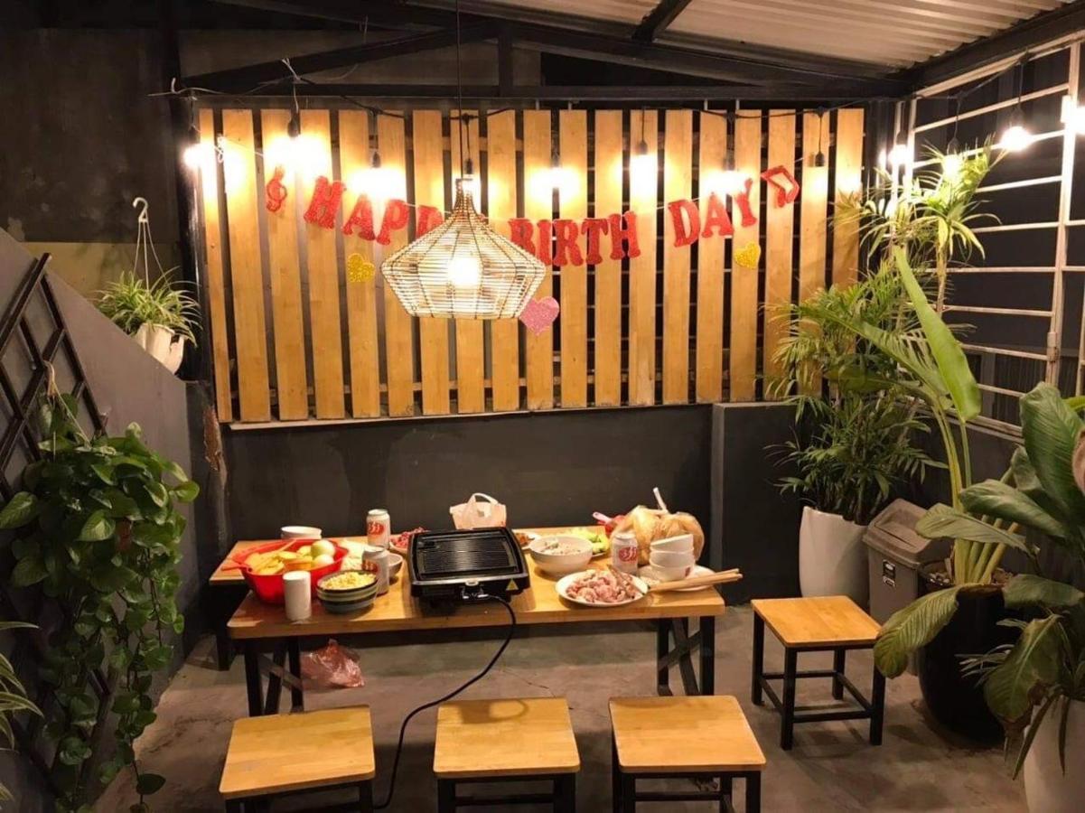 The Autumn Homestel Hanoi Bagian luar foto