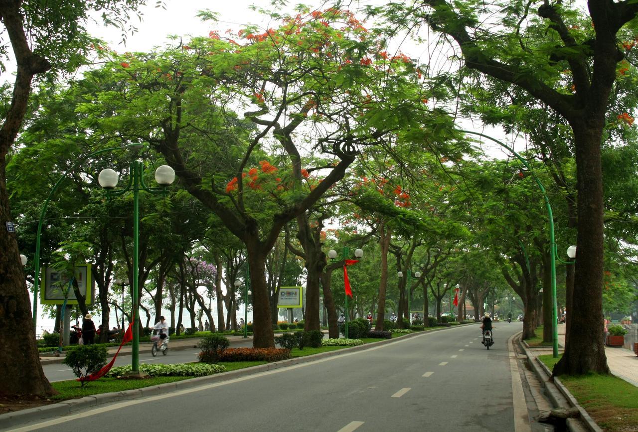 The Autumn Homestel Hanoi Bagian luar foto