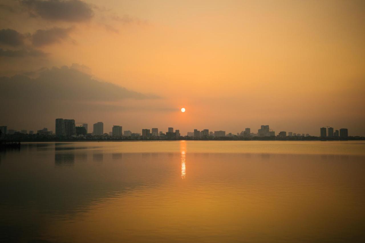 The Autumn Homestel Hanoi Bagian luar foto